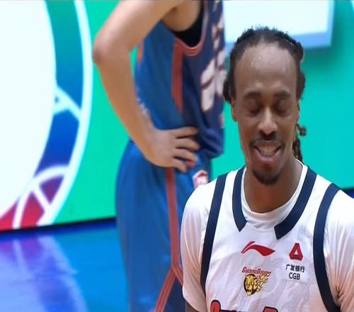 就是不用黃明依廣東隊(duì)輕取四川男籃，張皓嘉接近打滿全場(chǎng)！