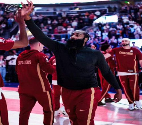 9分險(xiǎn)勝，騎士拒絕爆冷！莫布里34+17爆發(fā)，哈登13+14助甘當(dāng)綠葉