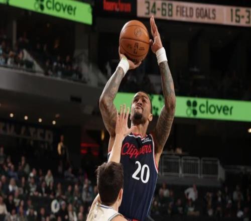 手感回暖拿下高分!快船鋒線大將接下來能否延續這樣的勢頭呢