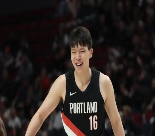 斯普利特再谈杨瀚森!肯定移动,直指防守隐患,寄语夏训查漏补缺