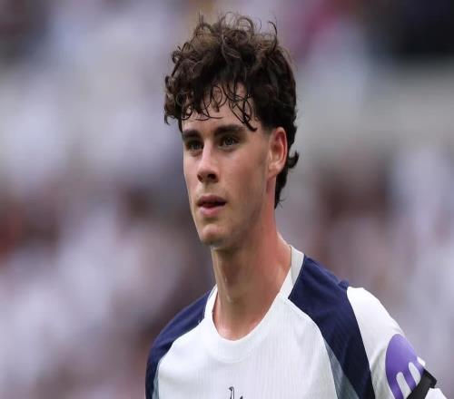 英媒:“娃娃脸杀手”阿奇格雷可以帮助德泽尔比取得胜利