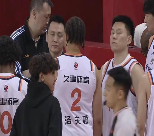 上海男籃21分大勝，古德溫24+7+8張鎮麟12+6+5，姜偉澤12投3中