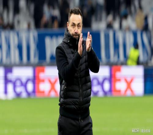 病急亂投醫(yī)！熱刺正式官宣第三任主帥，德澤爾比五年長約火線救險