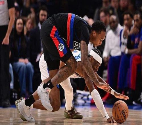 榜首激戰對抗聯盟重回防守時代