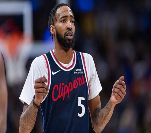 進攻端后衛球權防守端疲于奔命，快船鋒線大將真是打得太吃力了