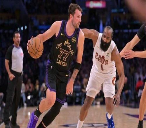 贏麻了！東契奇達成15000分里程碑比科比更年輕，僅次于詹杜