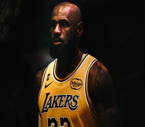 并列歷史第一！詹姆斯第19次晉級(jí)季后賽追平斯托克頓馬龍紀(jì)錄