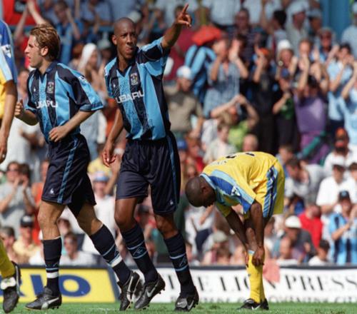 能拿英超金靴，還能凍結(jié)魯尼，多面手攻守兼?zhèn)鋮s不受英格蘭隊(duì)重視