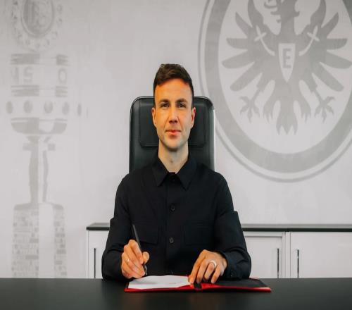 官方：格策與法蘭克福續(xù)約至2028年