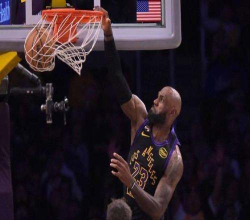 尼克楊：馬刺沒經(jīng)驗(yàn)&雷霆今年有點(diǎn)脆，湖人季后賽將輕松取勝