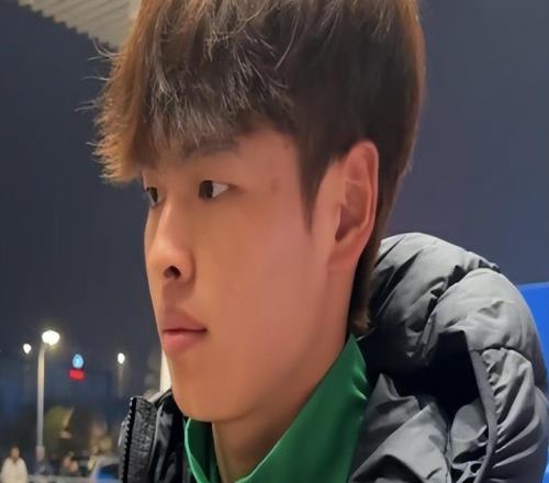 魄力！蒙哥馬利一上任就大膽啟用18歲新星，上賽季中超他一場(chǎng)沒(méi)上