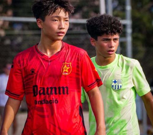 中國拉瑪西亞第1人曝14歲邊鋒加盟巴薩+進U15梯隊董路青訓培養(yǎng)