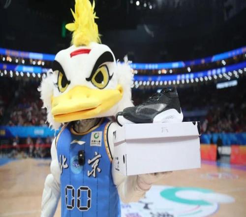 常規(guī)賽收官三戰(zhàn)，門(mén)票“聯(lián)合”出擊！上午十點(diǎn)，開(kāi)票！