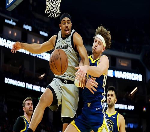 可惜下半場都沒打幾分鐘，否則勇士后場新星的數(shù)據(jù)將會更加出色