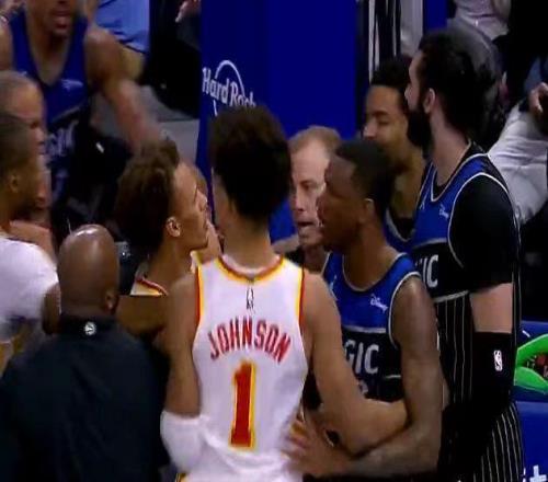 火爆沖突比塔澤被驅逐！老鷹大勝橫掃魔術沃克32分杰倫18+14+8