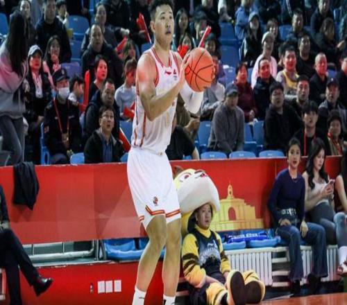 CBA積分榜最新排名！上海基本鎖定常規(guī)賽冠軍，黑馬掀翻衛(wèi)冕冠軍