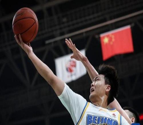 CBA趙睿傷停兩周，曾凡博傷情較重暫無歸期