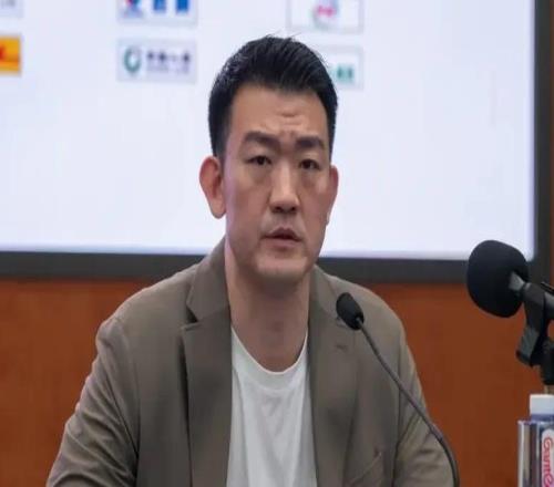 廣廈94109深圳采訪！王博極度不滿防守，鄭永剛強(qiáng)調(diào)球隊(duì)狀態(tài)好！