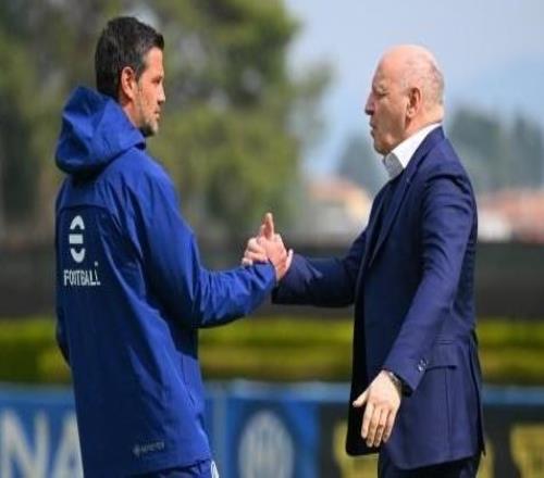 米體：國米高層集體現(xiàn)身訓(xùn)練場，安撫失意國腳力保聯(lián)賽爭冠