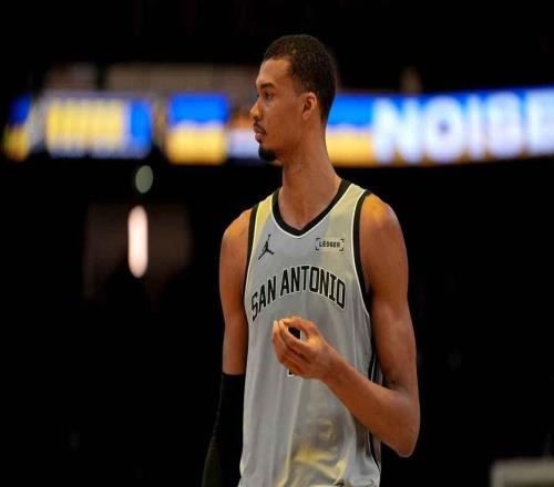 馬刺隊文班亞馬因傷缺席對陣快船的比賽，MVP爭奪前景堪憂