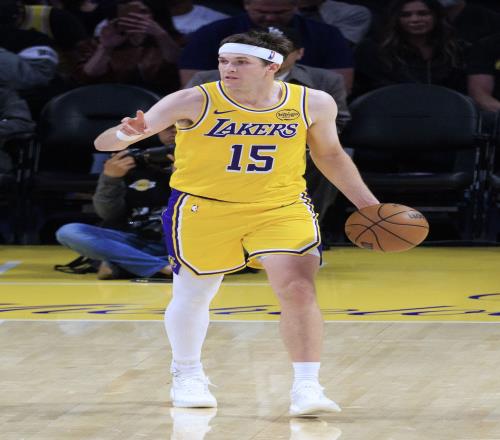 湖人將給里夫斯一份大手筆的長期合同里夫斯愿意繼續(xù)留下_NBA直播