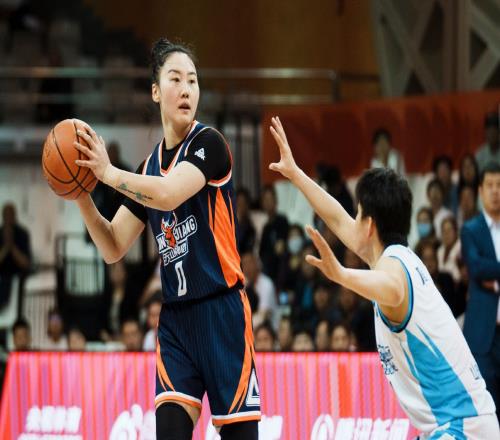 場均轟16+11！中國女籃31歲MVP閃耀季后賽：宮魯鳴征召助攻王