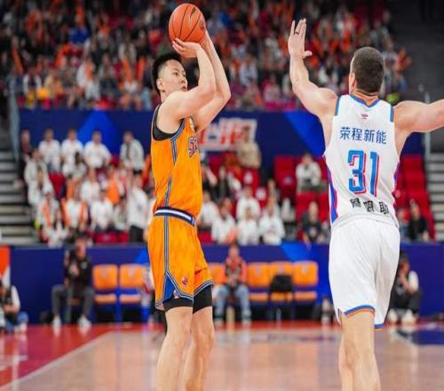 CBA排名大變天！上海15連勝第一太穩，北京殺回第3，遼寧陷入泥潭