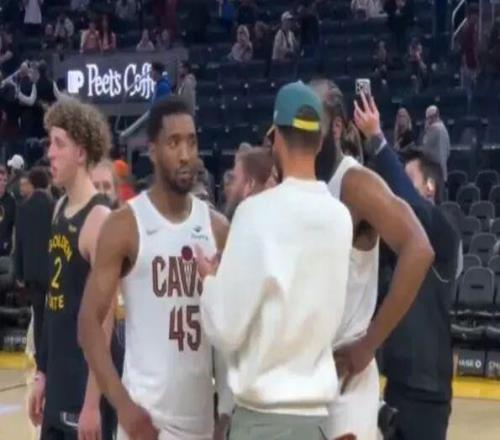 庫里哈登米切爾密謀大事，波姐偷聽！