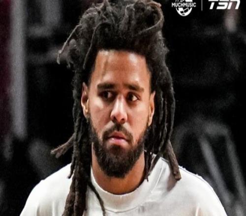 同曦官宣:41歲說唱歌手科爾手續(xù)還在審核今夜無法出戰(zhàn)德比