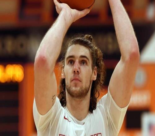 3場征服全隊！太強了，比NBA冠軍中鋒還好用