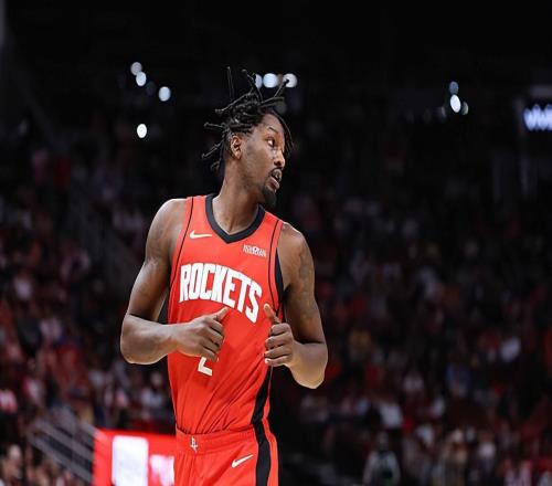 垃圾時間刷出了存在感！火箭水貨鋒線搞不好又會回到輪換陣容中