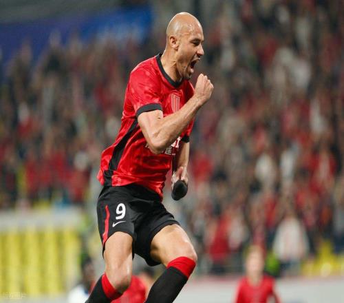 預(yù)定中超第四輪MVP！費(fèi)利佩替補(bǔ)登場戴帽，幫助蓉城5比1大勝