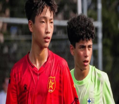 重磅！14歲邊鋒確認(rèn)加盟巴薩成中國首人西媒盛贊：爆發(fā)力像子彈