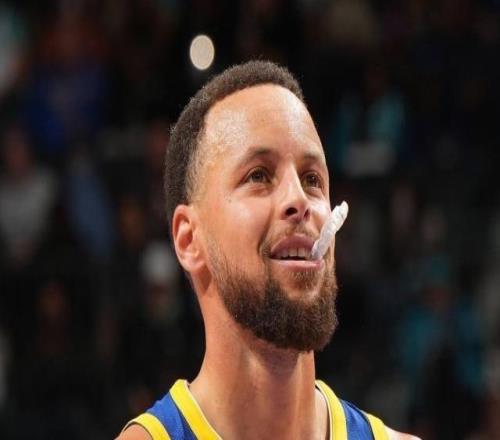 膝蓋傷勢伴隨剩余生涯庫里：這可能會是常態(tài)