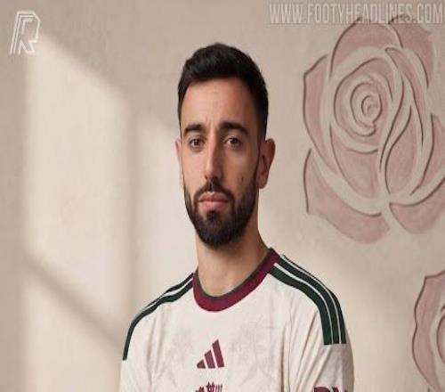 曼聯下賽季第三球衣諜照曝光,設計靈感來自蘭開夏玫瑰