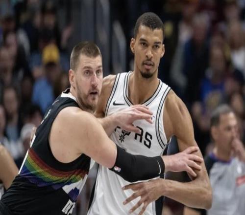 約基奇:文班是聯盟的最佳防守球員,跟他對位感覺很有意思