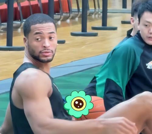 萊迪14+3+1+4首秀驚艷！但是對手太弱無參考價值，有待進一步考察