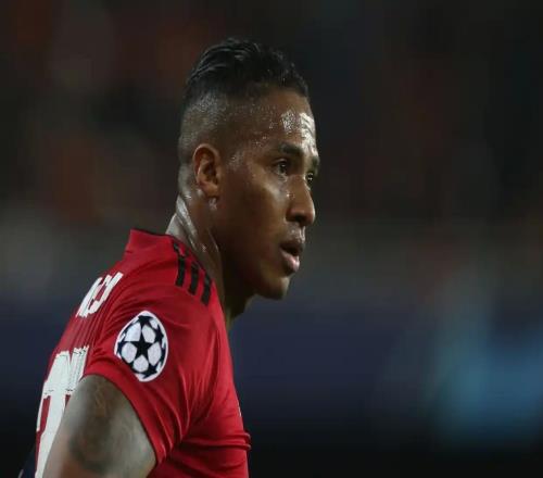 前曼聯(lián)隊(duì)長(zhǎng)瓦倫西亞復(fù)出，加盟英格蘭業(yè)余聯(lián)賽威森肖老將隊(duì)