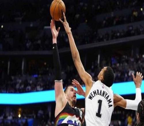 加時險勝馬刺！約基奇贏球卻被打服，狂贊文班天賦不講武德