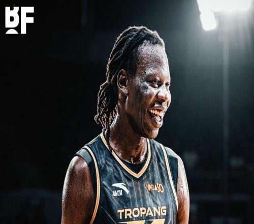 PBA文班亞馬波爾場均37.3+16.3+3.5帽太陽未續約他后悔嗎