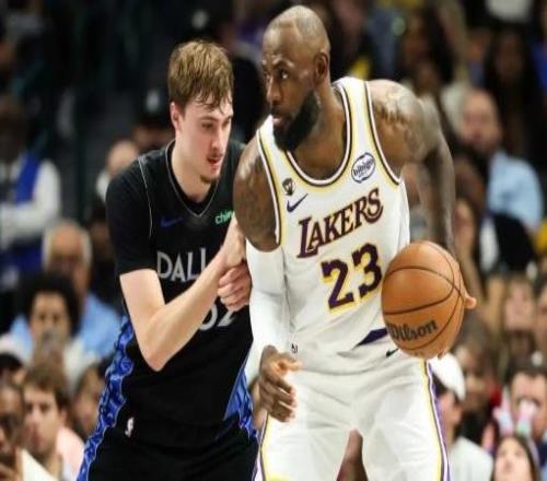 勒布朗vs弗拉格:持球前鋒,23年