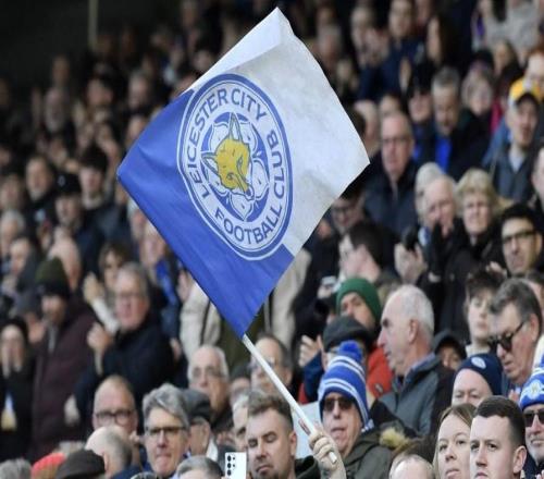 藍(lán)狐近15輪僅取11分陷入英冠降級(jí)區(qū),保級(jí)對(duì)手少賽1場(chǎng)領(lǐng)先1分