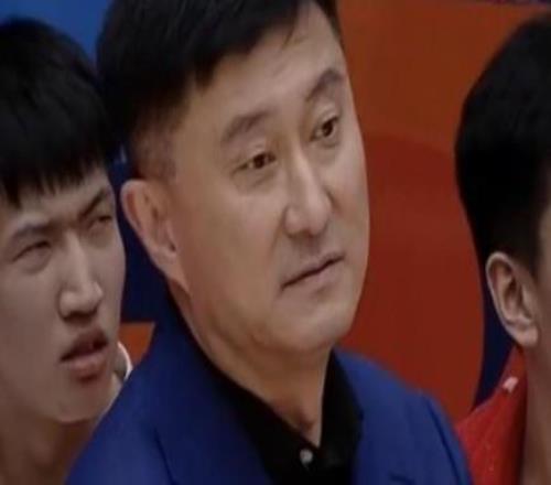 杜鋒：兩外援同時受傷很影響輪轉，希望能有更多球員能站出來