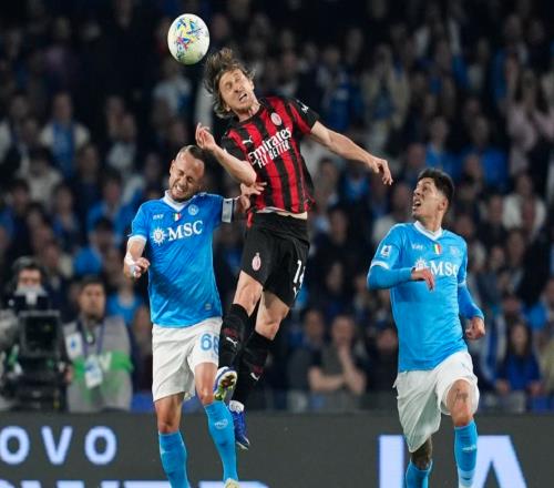 79分鐘絕殺!AC米蘭轟然倒下,掉到第3,爭冠形勢惡化:被甩開9分