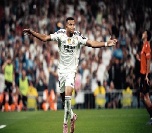 姆巴佩此前7次對陣拜仁2勝5負，打進3球送出1記助攻