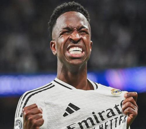 维尼修斯:我会和皇马续约!队报:利物浦接近续约科纳特!