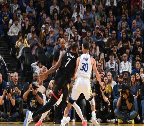 穩定輸出,杜蘭特17中10高效砍31分8板8助3帽&助攻申京絕殺