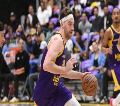 發(fā)展聯(lián)盟賽季已經(jīng)結(jié)束，湖人會將這位雙向合同內(nèi)線進行轉(zhuǎn)正嗎