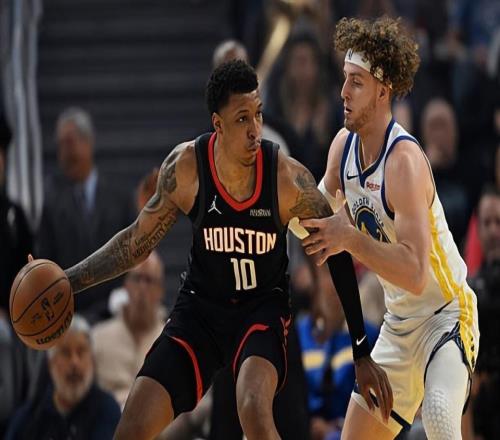 面对勇士打出攻守兼备的表现!火箭锋线新星能继续这样的表现吗