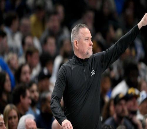 北卡花25天挖遍大學(xué)圈，最后撿了剛被NBA炒掉的冠軍教頭